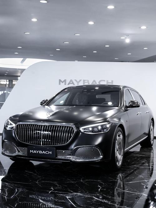 深圳95岚图汽车的售后服务让用户无忧出行，迈巴赫未来的豪华车趋势